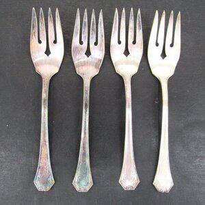 Reed & Barton Pompeian Greek Key & Scrollwork Design Salad Forks Lot of 4 Vntg